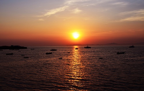 发展必须遵循客观规律 促进经济与环境协调共