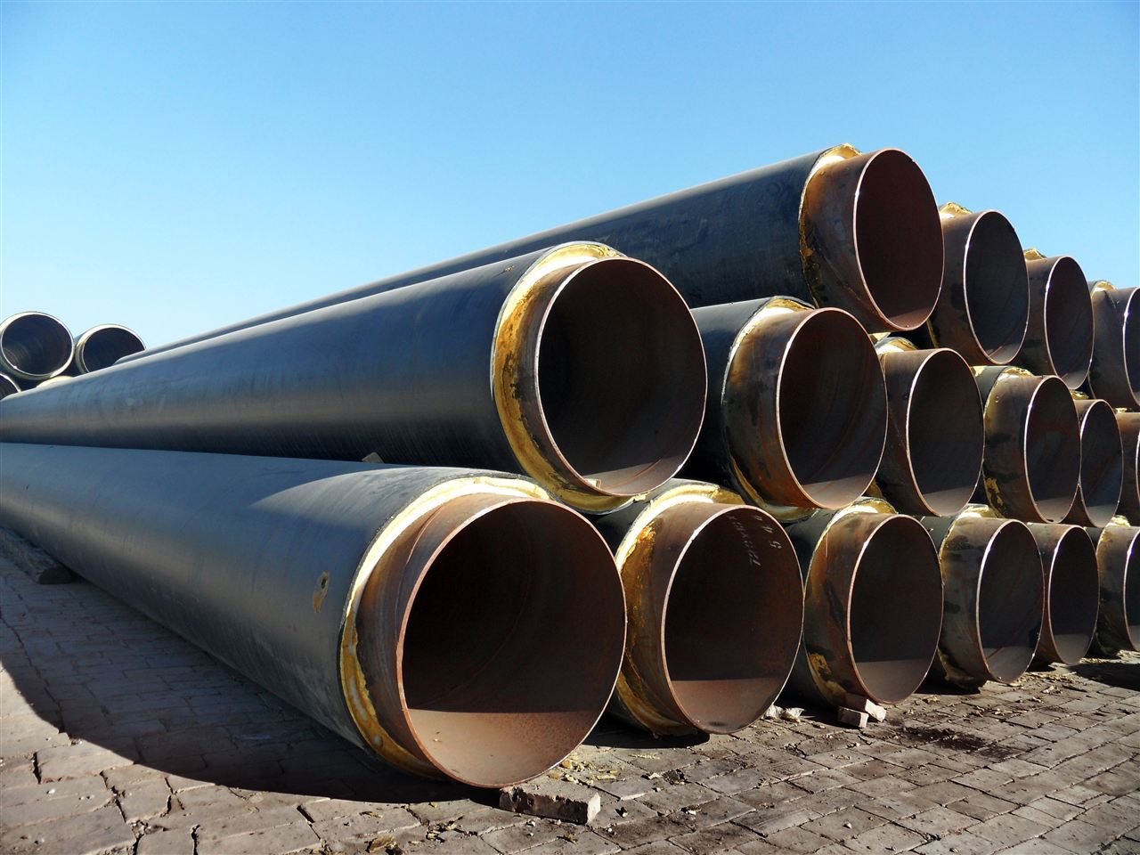 聚氨酯蒸汽直埋热水保温管,直埋保温水暖管供应商